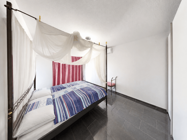 Wohnen mit Weitsicht am Villenhang von Biberstein 14