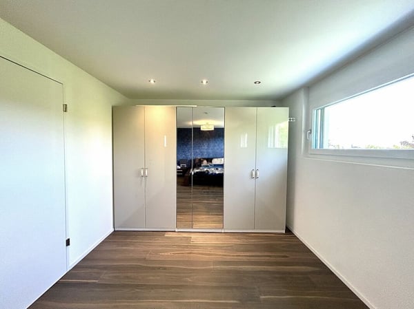 Hochwertiges Wohnen mit Whirlpool in moderner 6.5-Zimmer-Wohnung in Gümmenen! 8