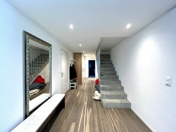 Hochwertiges Wohnen mit Whirlpool in moderner 6.5-Zimmer-Wohnung in Gümmenen! 12