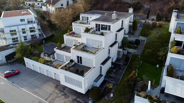 5.5 Zimmer Terrassenwohnung mit grosszügigen Aussenflächen & Weitsicht 18