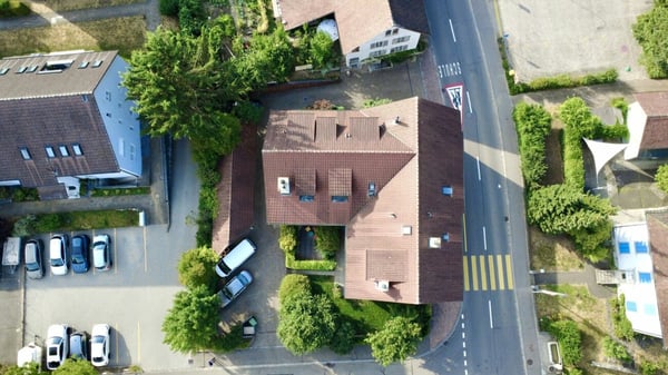Neuwertige 4.5 Zimmer-Wohnung komplett kernsaniert! 12