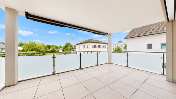 Grosszügige 4.5 Zimmer Neubauwohnung mit 56 m² Terrasse 2
