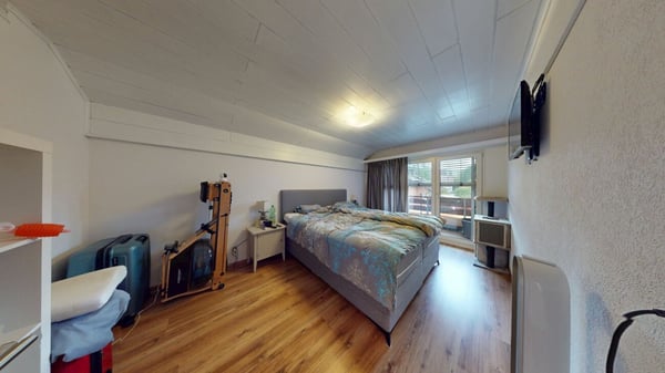 Attraktives 4.5 Zimmer Doppeleinfamilienhaus mit grossem Garten 10