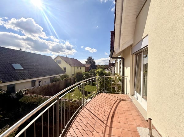 Grosszügiges 7.5-Zimmer Doppel-Einfamilienhaus in Bellach! 11