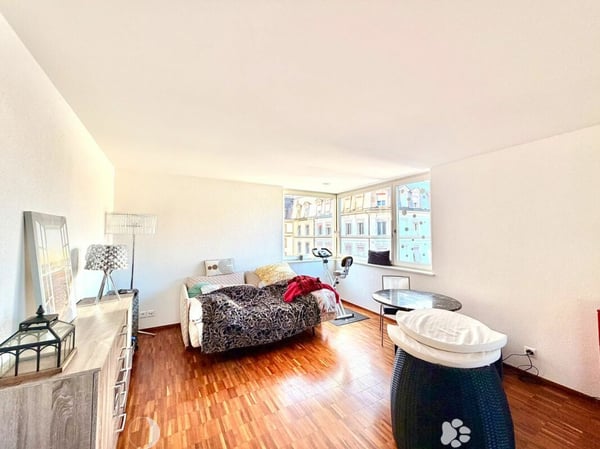 Attraktive 4.5-Zimmer-Wohnung im Herzen von Biel! 1