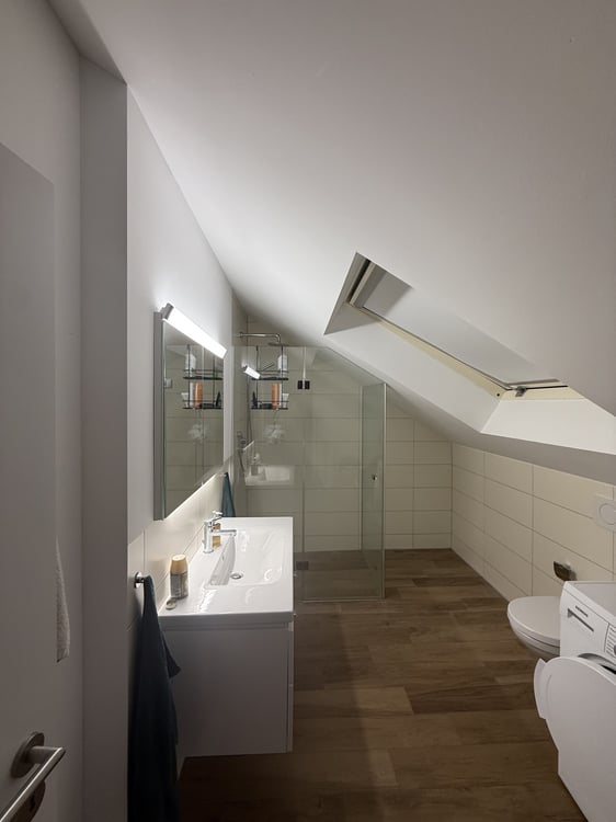 Charmante 1.5-Zimmer-Dachwohnung mit besonderem Flair 3