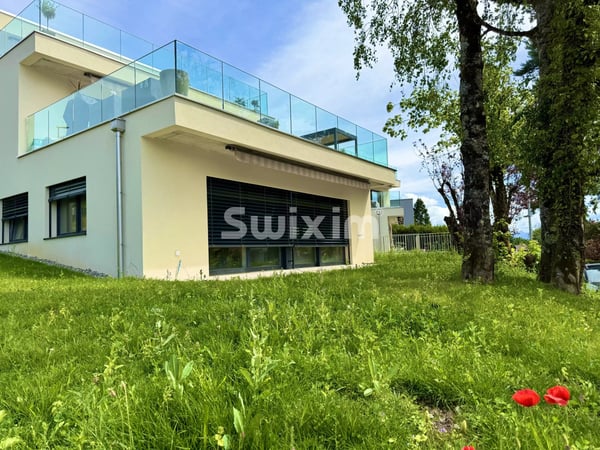 Dernier lot ! Opportunité Rare appartement avec vue sur le Lac ! 6