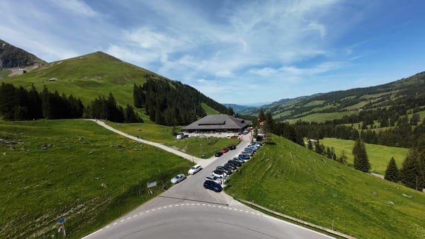 Restaurant Hotel untere Gantrischhütte 5