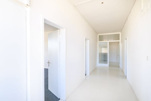 Grosszügige Gewerbefläche in Regensdorf – zentral gelegen, ca. 187 m² 2
