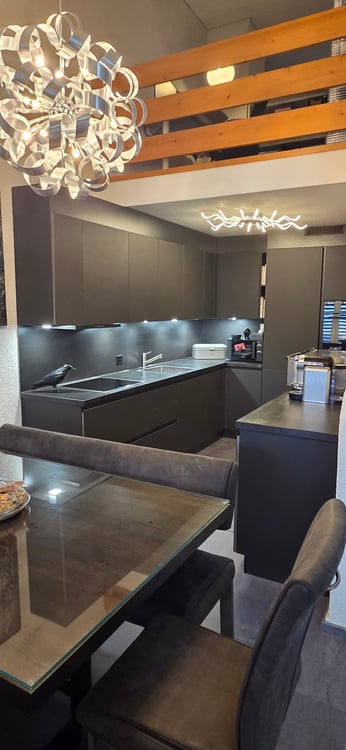 Charmante 1.5-Zimmer-Wohnung mit Balkon und Garage in Schaffhausen 3