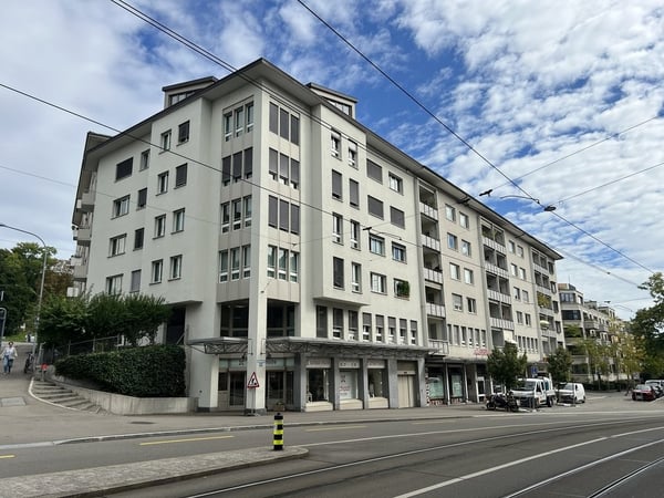 Einstellplatz nähe Schaffhauserplatz