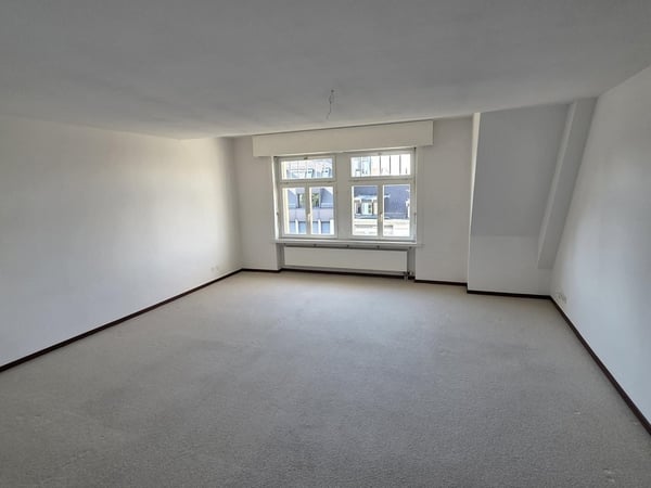 Grosszügige Wohnung im Kreis 2, befristet bis 31.03.2028 8