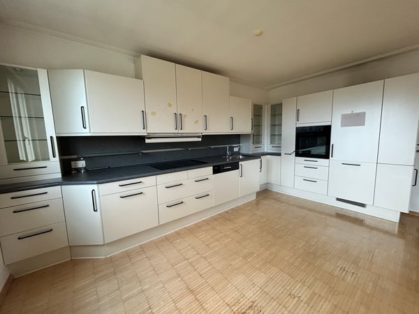 Charmantes Mehrfamilienhaus mit 4 Wohnungen an der Birsstrasse 9