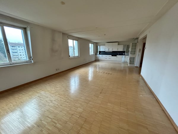 Charmantes Mehrfamilienhaus mit 4 Wohnungen an der Birsstrasse 8