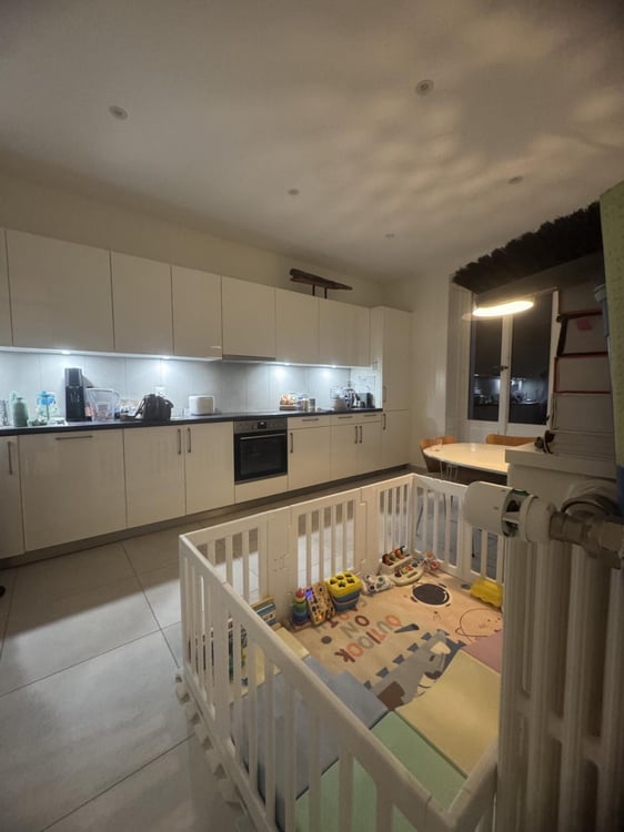 Magnifique appartement 1 pièces avec rez-de-jardin au coeur de Rive 2