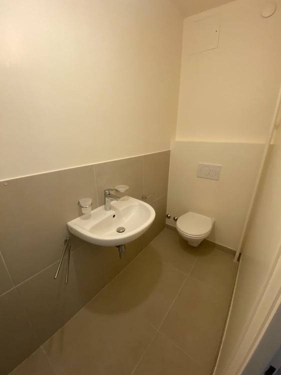 Nice 5 rooms appartement with swimming pool 4