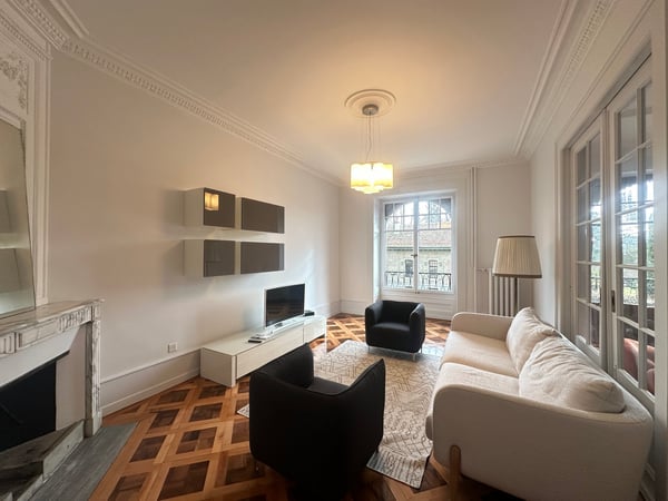 Appartement lumineux de 5.5 pièces à louer – Rue de Lausanne, Genève 2