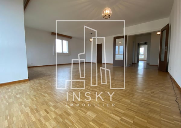 Appartement rénové de 4 chambres, 177 m² PPE, vue panoramique (Meyrin) 1