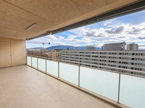 Spacieux appartement en attique de 5 pièces avec vue imprenable – Genève 1203 2