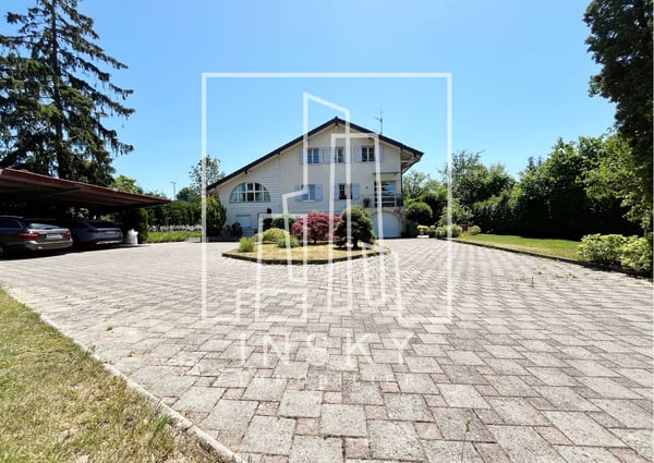 Superbe Villa Individuelle sur une Parcelle de 3000 m² ? Grand-Saconnex. 1