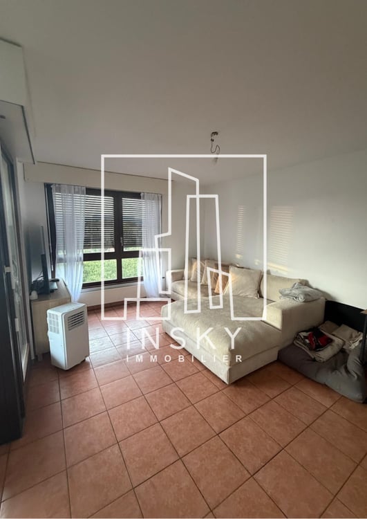 EXCLUSIVITÉ - Appartement 2 pièces situé dans le quartier de Carouge. 1
