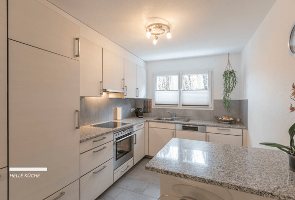 Charmantes 5.5-Zimmer-Doppeleinfamilienhaus in Lyss 9