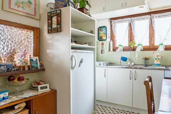 Villa Indipendente con Terreno Edificabile R2 23