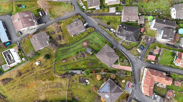 Villa Indipendente con Terreno Edificabile R2 2