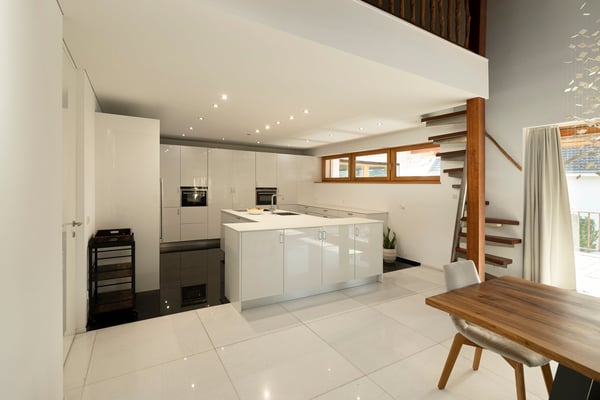 Stilvolle Villa mit Aussenpool 5