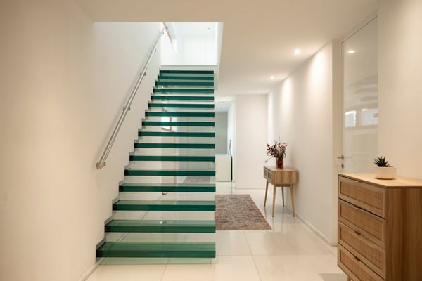 Stilvolle Villa mit Aussenpool 7