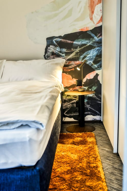 Abheben im möblierten Apartment