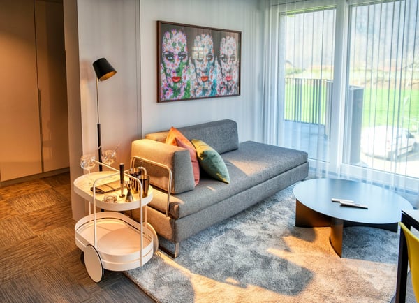 Abheben im möblierten Apartment