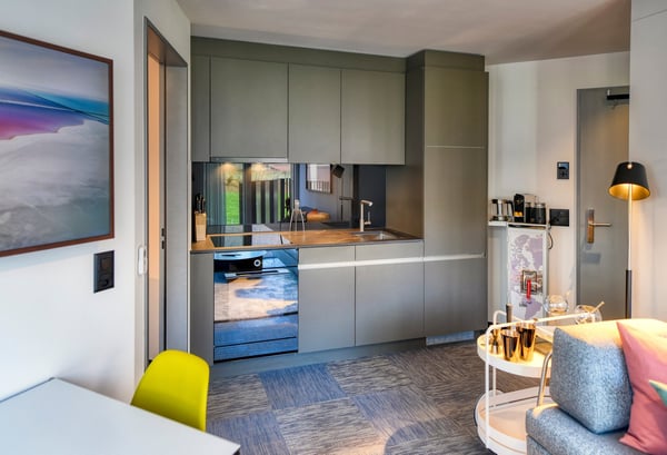 Abheben im möblierten Apartment