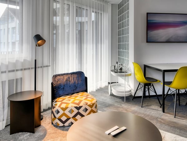 Abheben im möblierten Apartment