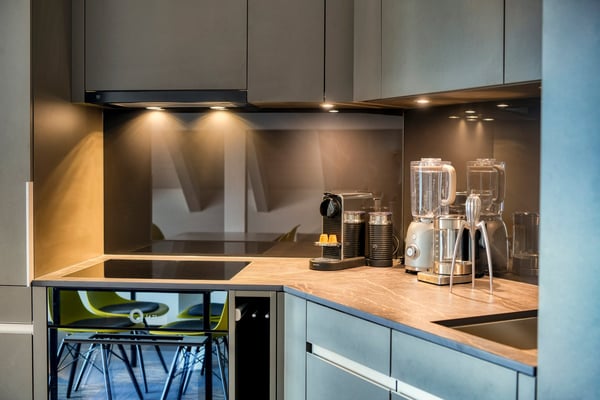 Abheben im möblierten Apartment