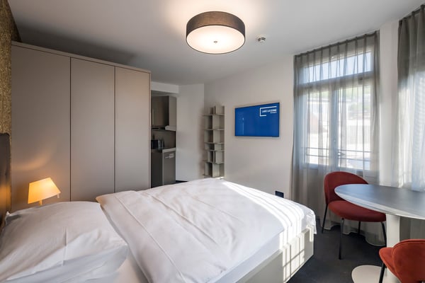 neues möbliertes Studio an sehr zentraler Lage in Kriens 2