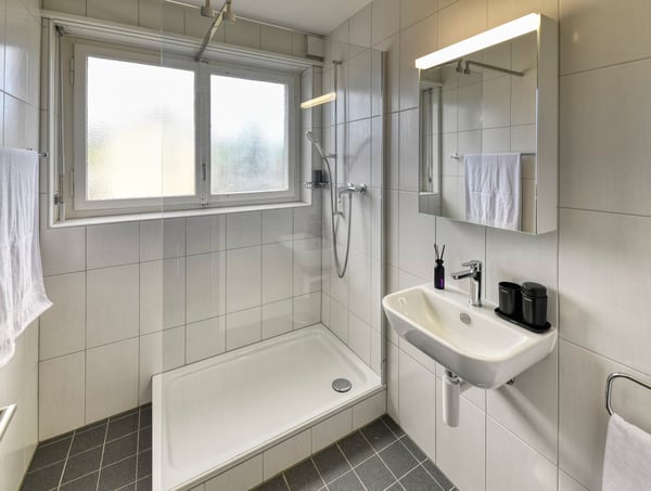 neu renoviertes, möbliertes Apartment 