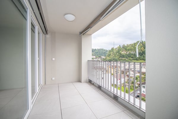 Moderne 3.5-Zimmer-Wohnung mit Aussicht 5