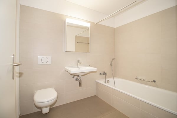Moderne und helle 4.5-Zimmer-Wohnung mit toller Aussicht! 7