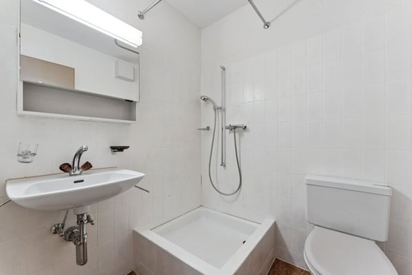 1.5 Zi -Wohnung mit Wintergarten - befristet vermietet bis 31.10.2026 6