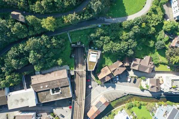 Exklusives Wohn- & Gewerbehaus in Brunnen 2