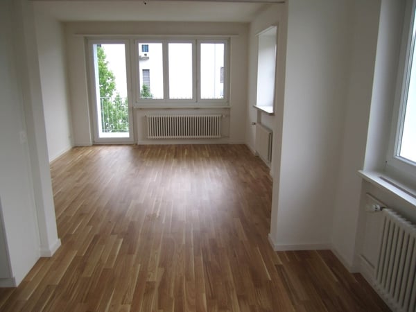 Charmante 3.5-Zimmer-Wohnung mit Balkon in Niederrohrdorf 3
