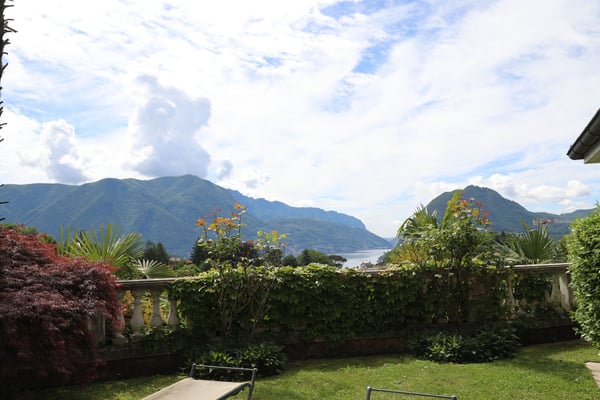 Exklusive Panoramavilla mit Seeblick auf den Luganersee und Swimmingpool 6