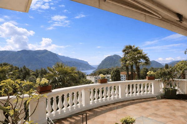 Villa panoramica con vista Lago di Lugano e piscina 2