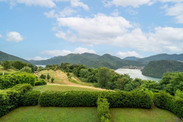 Resort Collina d’Oro – Esclusivo appartamento vista lago a 5 minuti dal TASIS 13