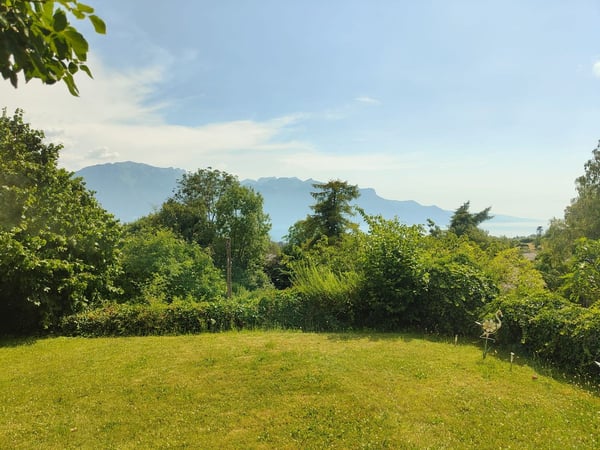 À louer 1.5pce meublé avec magnifique vue au centre de Saint-Légier (VD) 2