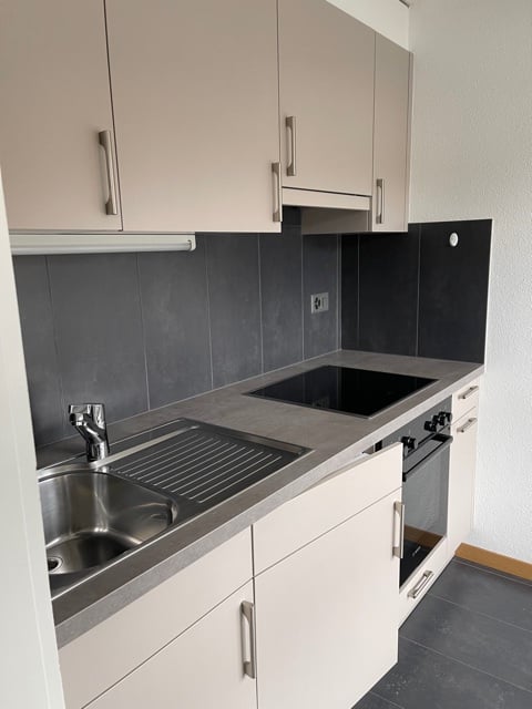 Appartement 2 pièces rénové à La Chaux-de-Fonds 3