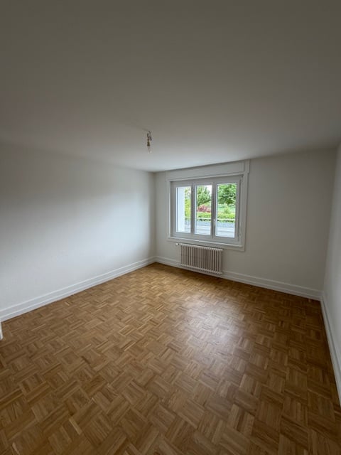 Magnifique Appartement 4.5 pièces rénové avec terrasse à Cressier 6