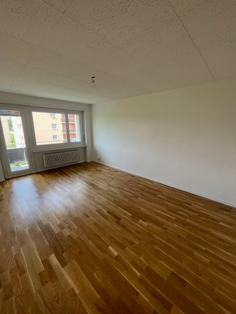 Bel Appartement 3 pièces rénové, calme, avec balcon à Cortaillod 4