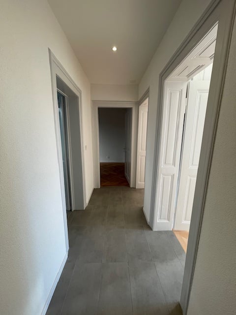Bel appartement de 3 pièces rénové avec jardin commun - Centre de Bienne 2